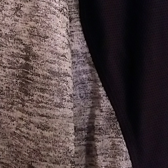 ☆☆ SOLD☆☆ Women's Plus Size Activewear - Picture 6 of 6